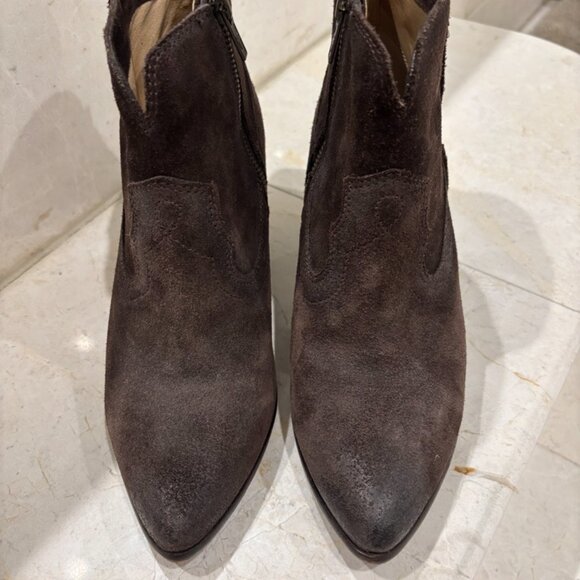 Frye Renee Seam Short ankle boots in brown oiled suede– Size 8.5M - Picture 4 of 8